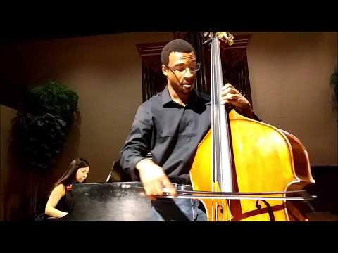 Jazz Vibrato on the Double Bass