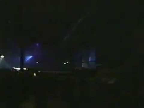 Dj Oleg Suhov (Garage Sound System) в ночном клубе Авария (г.Иваново) 2002 год.