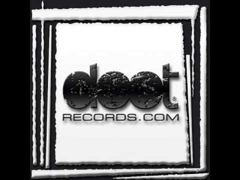 Emanuele Millozzi & Luke Sky - Dark Side [Claudio Petroni Remix] DOOT135