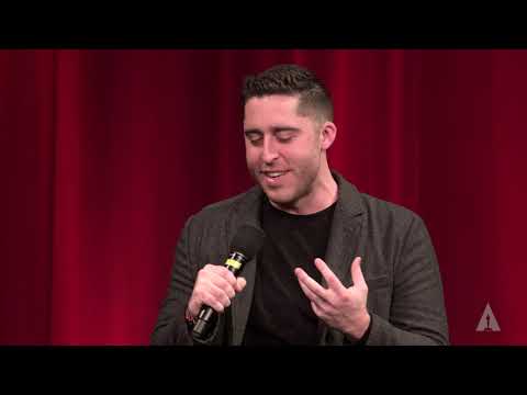 Thumbnail of the video: Academy Conversations: Waves