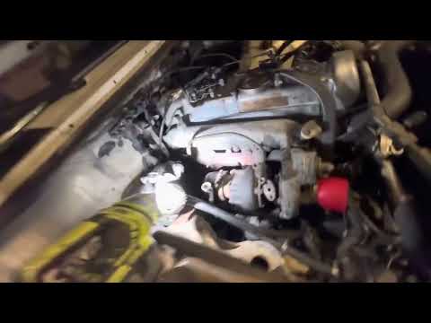 300D/W123 upper starter bolt removal