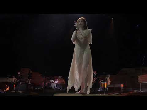 Cosmic Love - Florence and the Machine live in Stockholm Sweden 2019