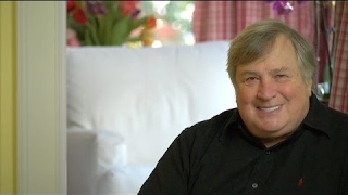 Huma: Cat Got Your Tongue? Dick Morris TV: Lunch ALERT!