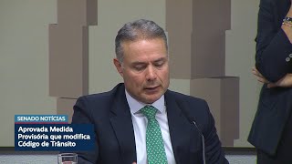Comissão aprova medida que permite renovação automática da CNH