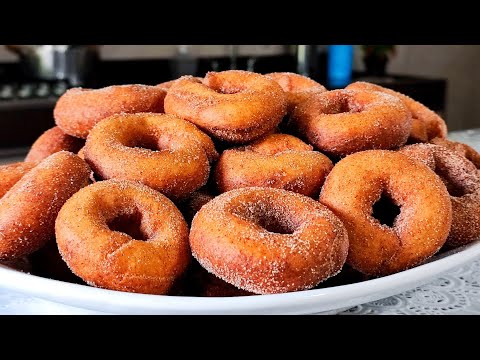 Make crispy vinegar donuts today! This recipe yields a lot!