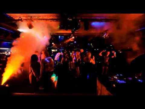 download lagu mp3 mp4 Juicy Red Apple Dating, download lagu Juicy Red Apple Dating gratis, unduh video klip Juicy Red Apple Dating