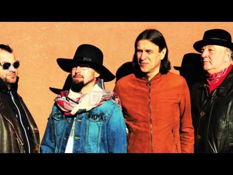 Drevored - Ona mirno spi (Audio)