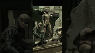 銅像の股間に何度も触ると #mgs4 #メタルギア #スネーク