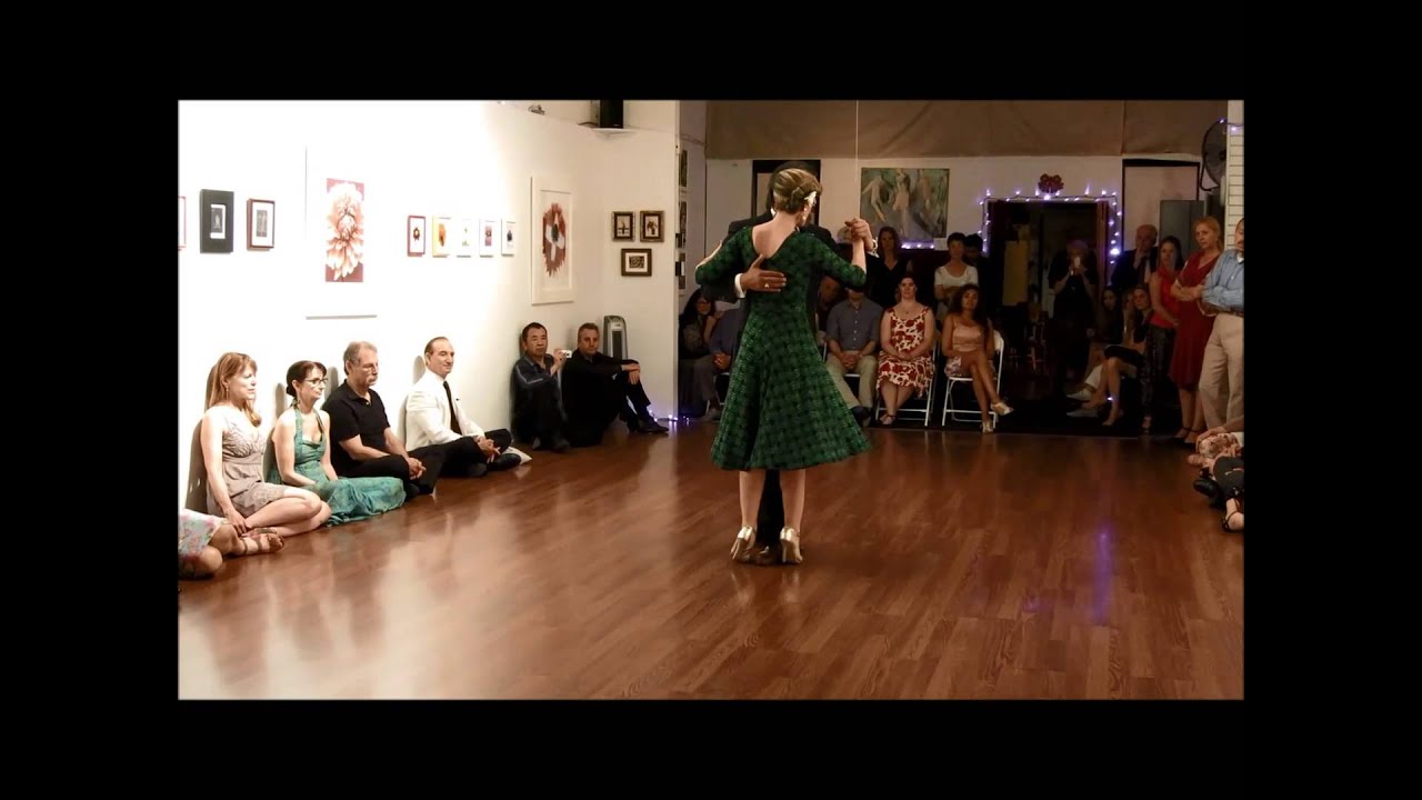 Fabian Peralta/Josefina Bermudez at the 5th Saturday Milonga in San Pedro