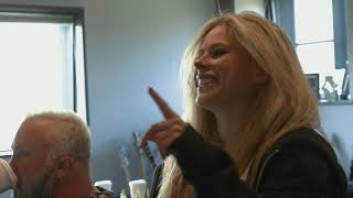 Avril Lavigne - Making of I'm a Mess (with YUNGBLUD)