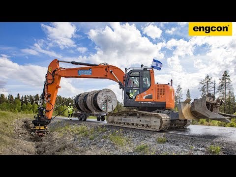 Cable Ploughing with Doosan DX235 & engcon Tiltrotator