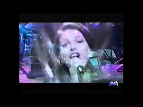 1996   Maarja Liis Ilus & Ivo Linna   Kaelakee hääl live to eurovision with Portuguese comments