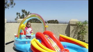 Intex Rainbow Ring Inflatable Play Center. Unboxing.  Надувной бассейн с игровым центром.