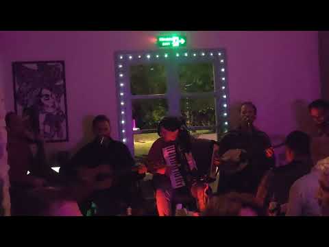 Τα ζηλιάρικά σου μάτια -Φώτης Βεργόπουλος-Κωστής Κωστάκης/Μάρκου Βαμβακάρη/με τους Rebeti σε απαρτία