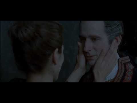 Jeanne du Barry - 2023- Leaving the palace scene