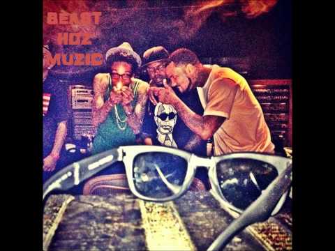 *NEW* Wiz Khalifa - Far From Coach ft. The Game & Stat Quo