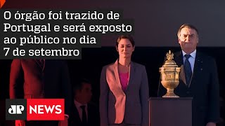 Bolsonaro recebe com honras de Estado o coração de Dom Pedro I