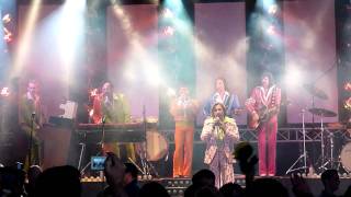 Dieter Thomas Kuhn @ Kieler Woche 2011 Opener + Sag mir quando