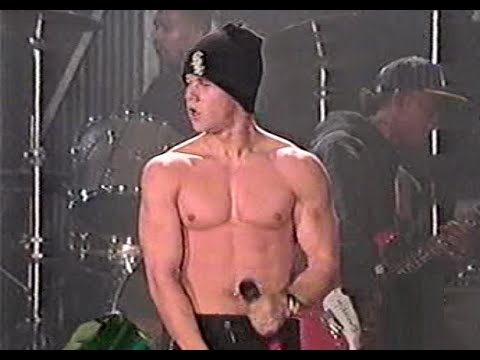 Marky Mark 12-31-91 late night TV performance 3 songs