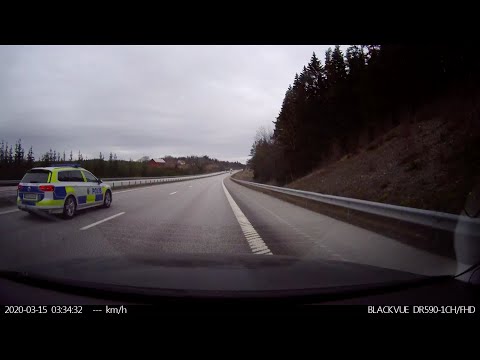 BILJAKT POLIS 200km/h REGNUMMER WXP155