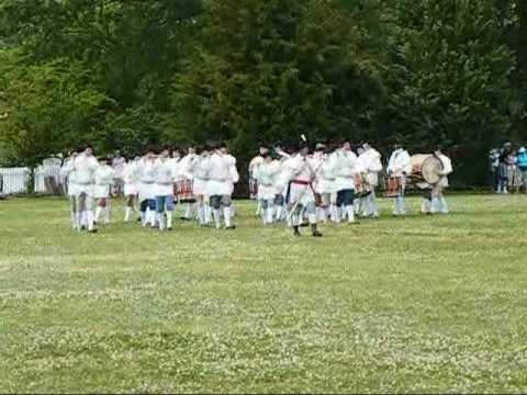 Colonial Williamsburg Junior Fife & Drums #1.wmv