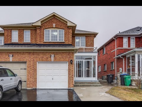 41 Big Moe Crescent Brampton