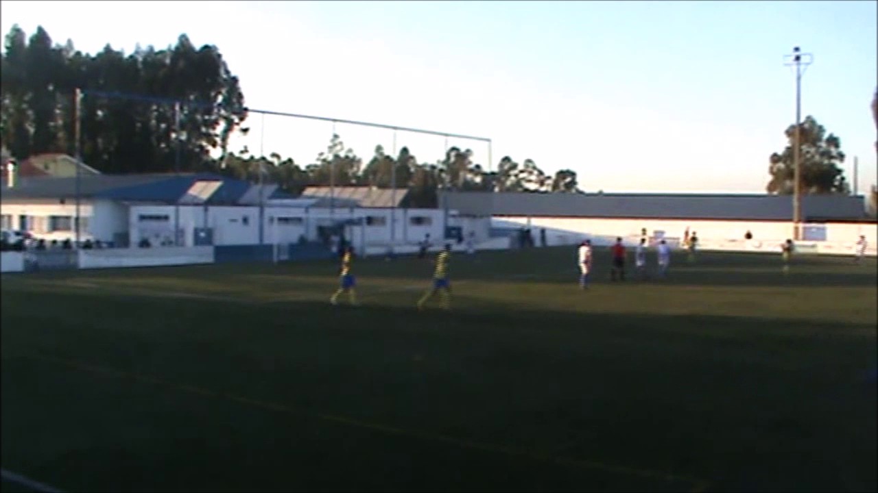 Jornada 13 / Serzedo - Valadares 0-1 (Juniores / 2ª Divisão Distrital / Série 1)