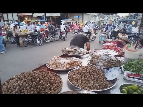 Evening Street Food View - Life In Cambodian Market In Phnom Penh