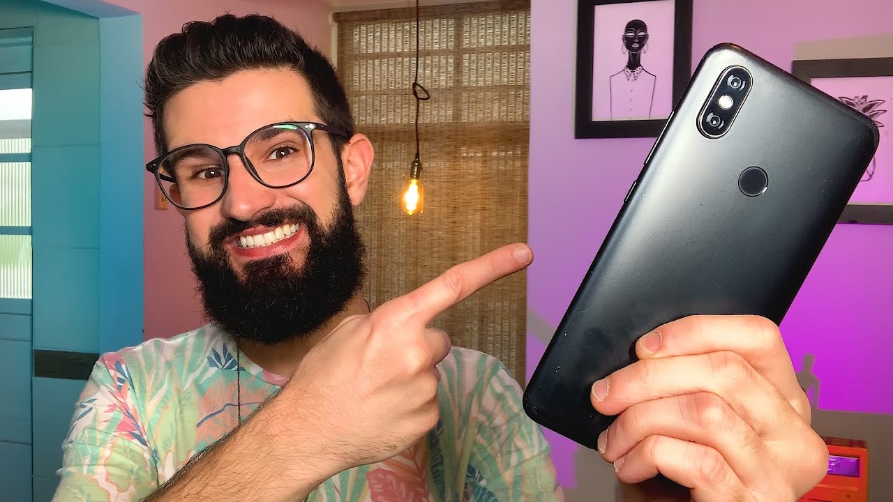 Como fazer vídeos com CELULAR em casa (e ter mais qualidade no YouTube) #FiqueEmCasa #Comigo