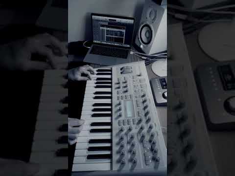 Access Virus Ti2 Polar