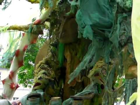 Das Stelzentheater-Die Waldwesen MPS Karlsruhe 2011