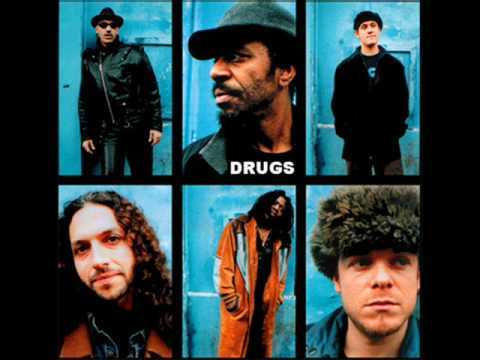 DRUGS feat. Andre Foxxe - Blackbeach