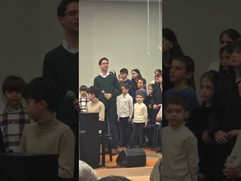 David lela si copii bisericii din bergamo