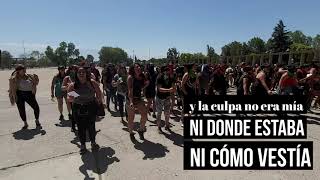 Video: "Un violador en tu Camino" es interpretada en la entrada del Templo Votivo de Maipú 1 video