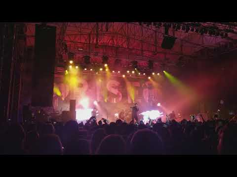 Rise Against featuring Brian Baker and Lou Koller - In My Eyes (Minor Threat cover)