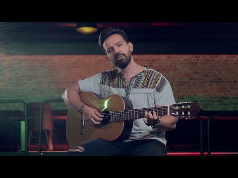 Edvin - "Moo Chatri" OFFICIAL VIDEO | ادوین - مو چتری