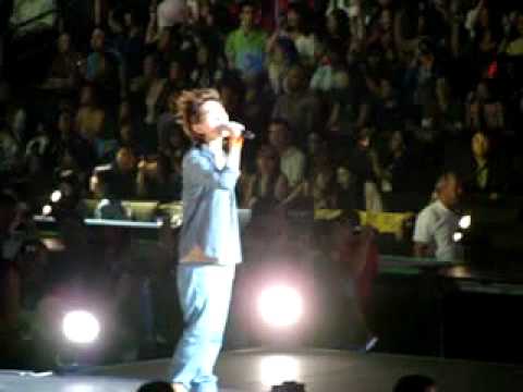 [FANCAM] SMTOWN 2010 LA SHINee - Stand By Me