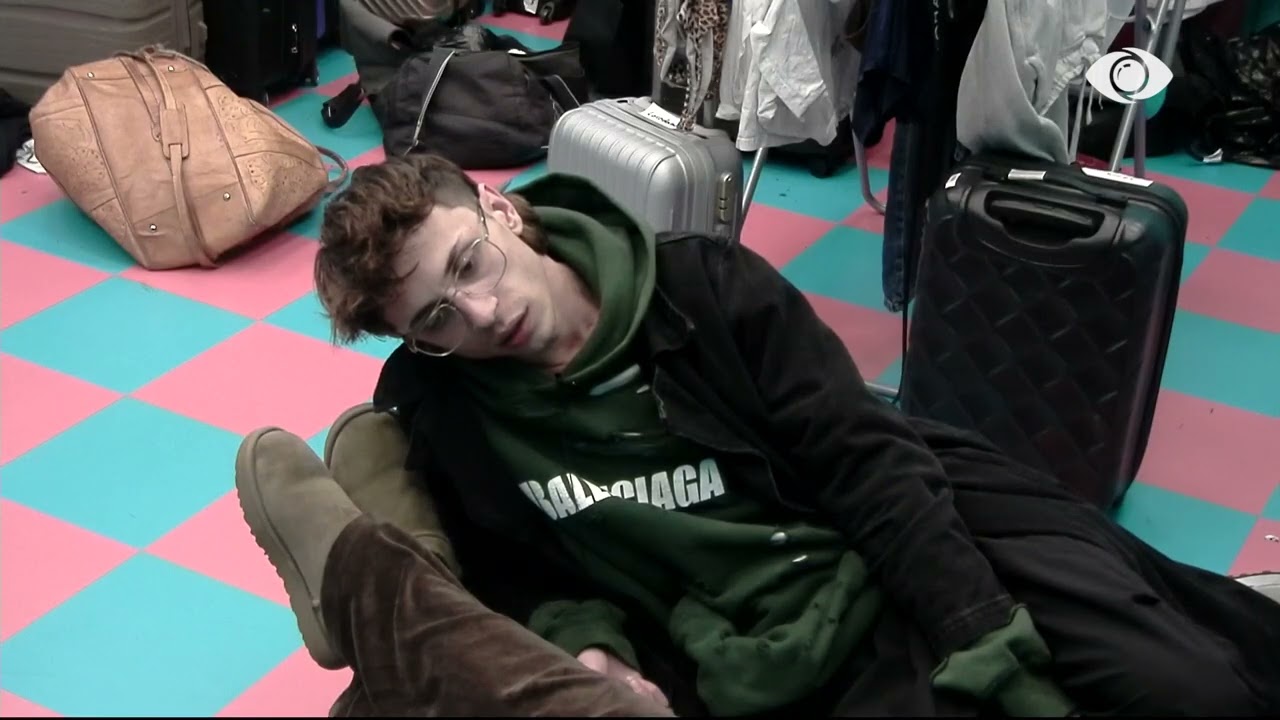 “Jozi erdhi me pretendimin se të do apo çfarë?”/ Vserlo-Loredanës: Pse nuk ja përplase në sy…