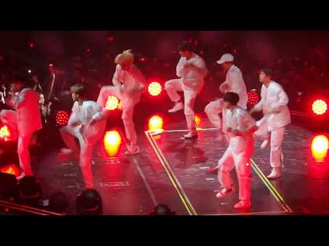 180916 Mic Drop - BTS 방탄소년단 Love Yourself Tour in Fort Worth Fancam 직캠
