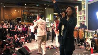 Download lagu Maliq & D'Essentials - Senja Teduh Pelita (Live at Ashta District 8, Jakarta 29/5/2024) mp3