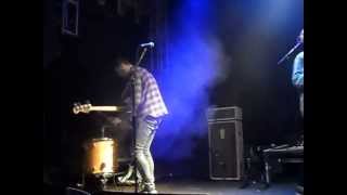 Raglans O2 Islington (Digging Holes)