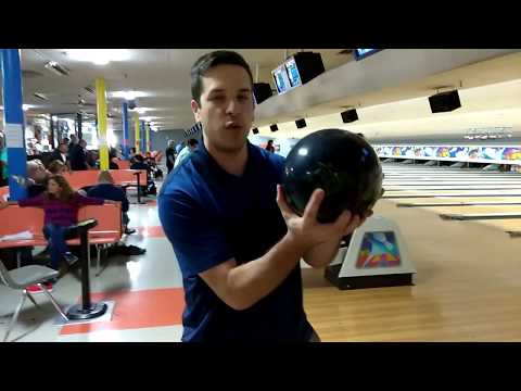No Thumb Bowling Technique for More Spin and Rotation Two-finger Throw