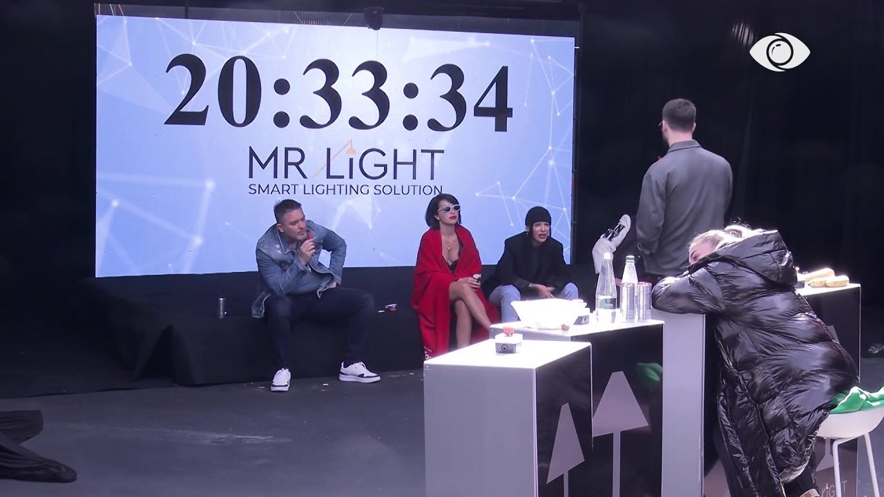 Meritoni-Ledjonës: Ti Ilnisës i shkon nga mbrapa…