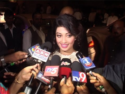 Actress Pranitha Birthday Wishes To Megastar Chiranjeevi | Megastar 60th Birthday Celebrations