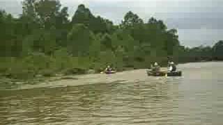 preview picture of video 'OEC's canoe trip on the Little Miami Wild & Scenic River'