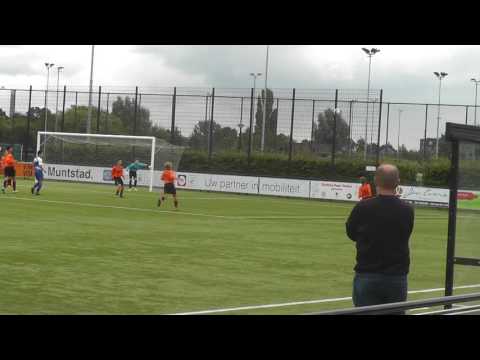 13 aug 2016 VV De Meern O15-1 - Waterwijk O15-1 vriendsch 1-3 Doelpunt Waterwijk (0-1)