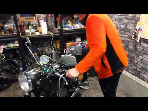 Thumbnail for BMW R27 ENGINE START UP SOUND! by BMW R27