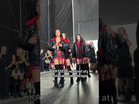 KATSEYE walking out to the stage of Lollapalooza #KATSEYE #Lollapalooza