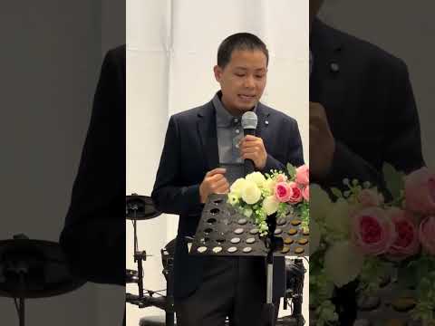 Lub Neej Khuav Ntuv ib Tog Kev 7/4/2024