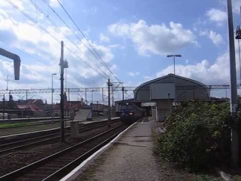 EP09-047 Z EuroCity Wawel w Legnicy